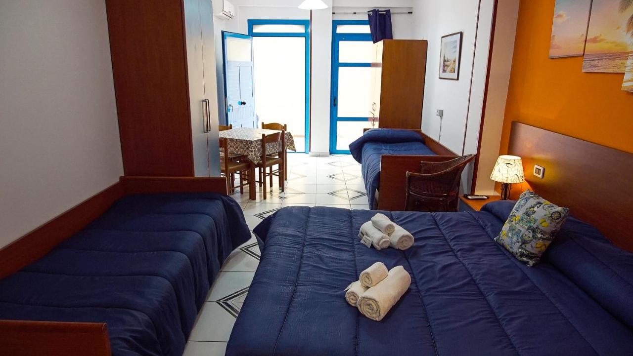 Baia Di Naxos Aparthotel Giardini-Naxos Buitenkant foto