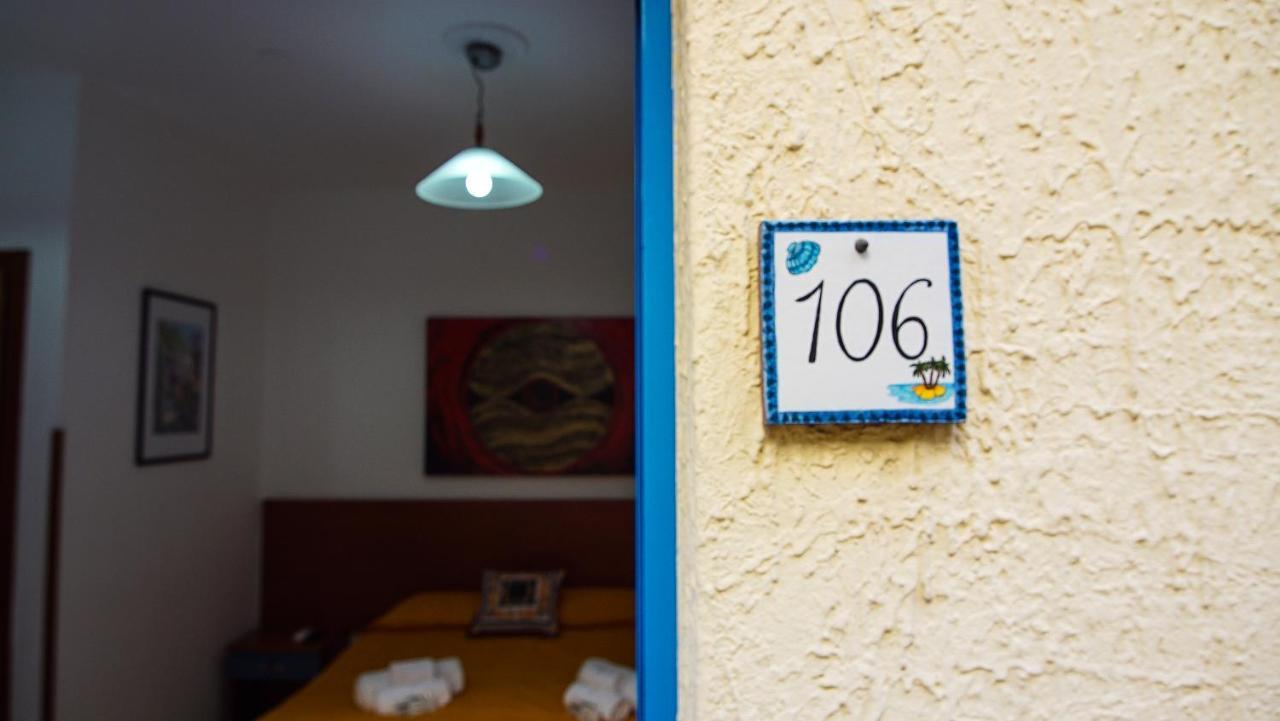 Baia Di Naxos Aparthotel Giardini-Naxos Buitenkant foto