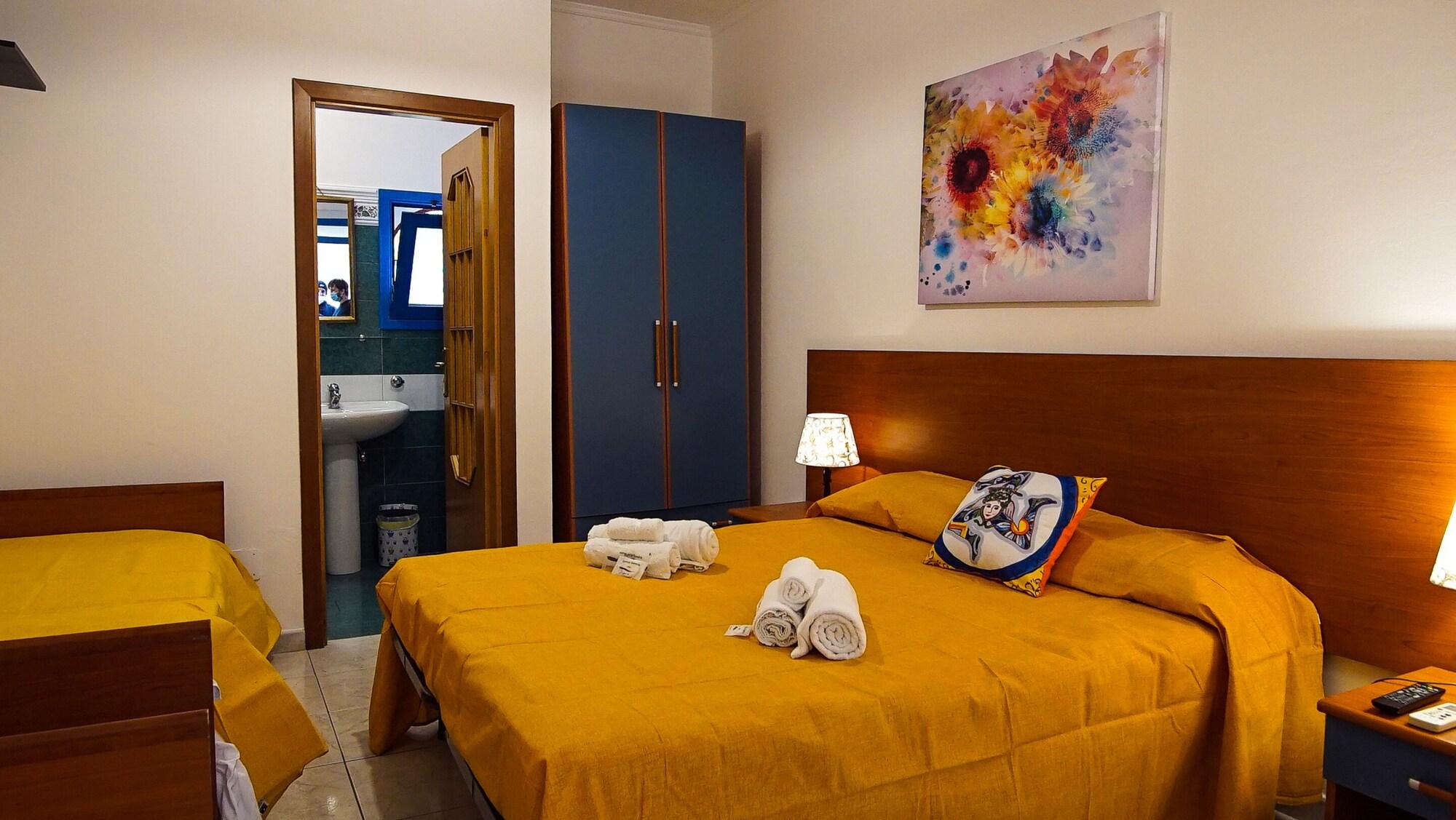 Baia Di Naxos Aparthotel Giardini-Naxos Buitenkant foto