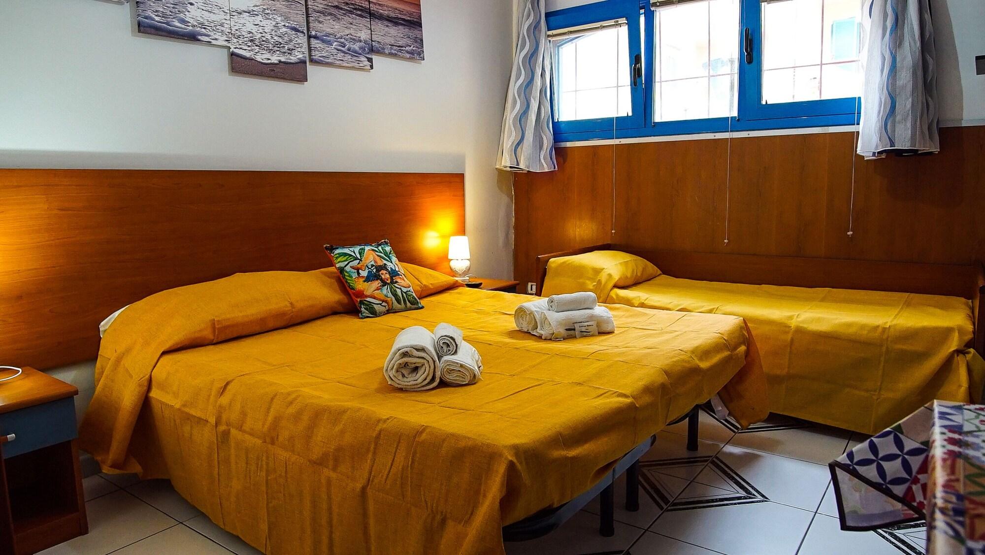 Baia Di Naxos Aparthotel Giardini-Naxos Buitenkant foto